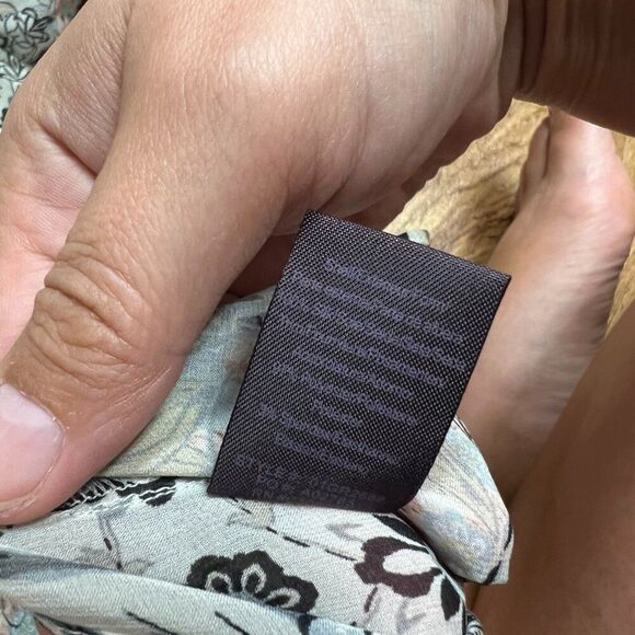 Hale Bob small silk top - Picture 8 of 10